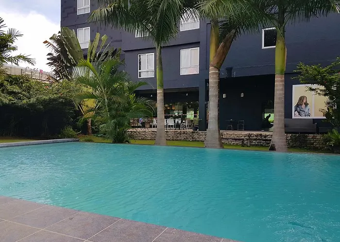 The Henry 4* Cebu